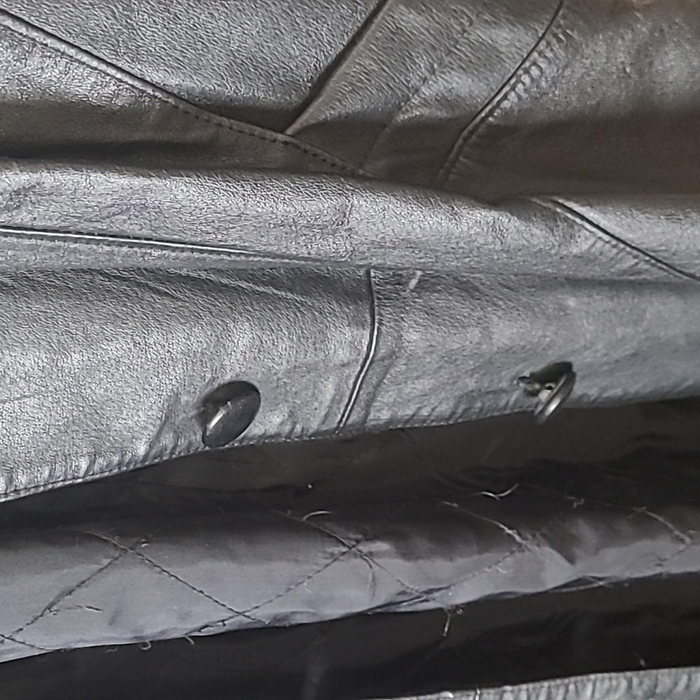 Coat - Picture 5 of 6